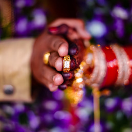 mariage en inde et cours or - attrait de l'or et montée du cours de l'or - source : viresh studio pour unsplash