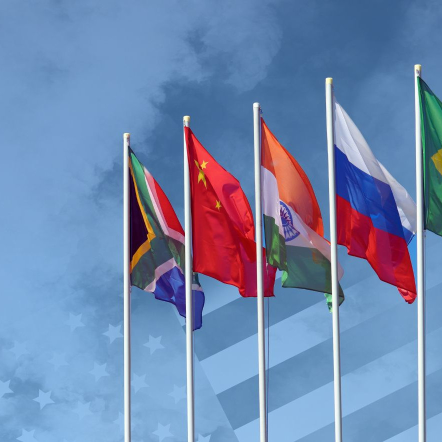 Les 6 drapeaux des pays composants les BRICS