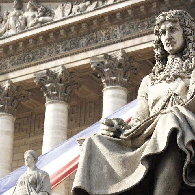 grand emprunt - statue de Colbert devant l'assemblée nationale