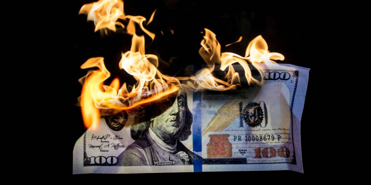 billet dollar en flamme - article sur la crise bancaire