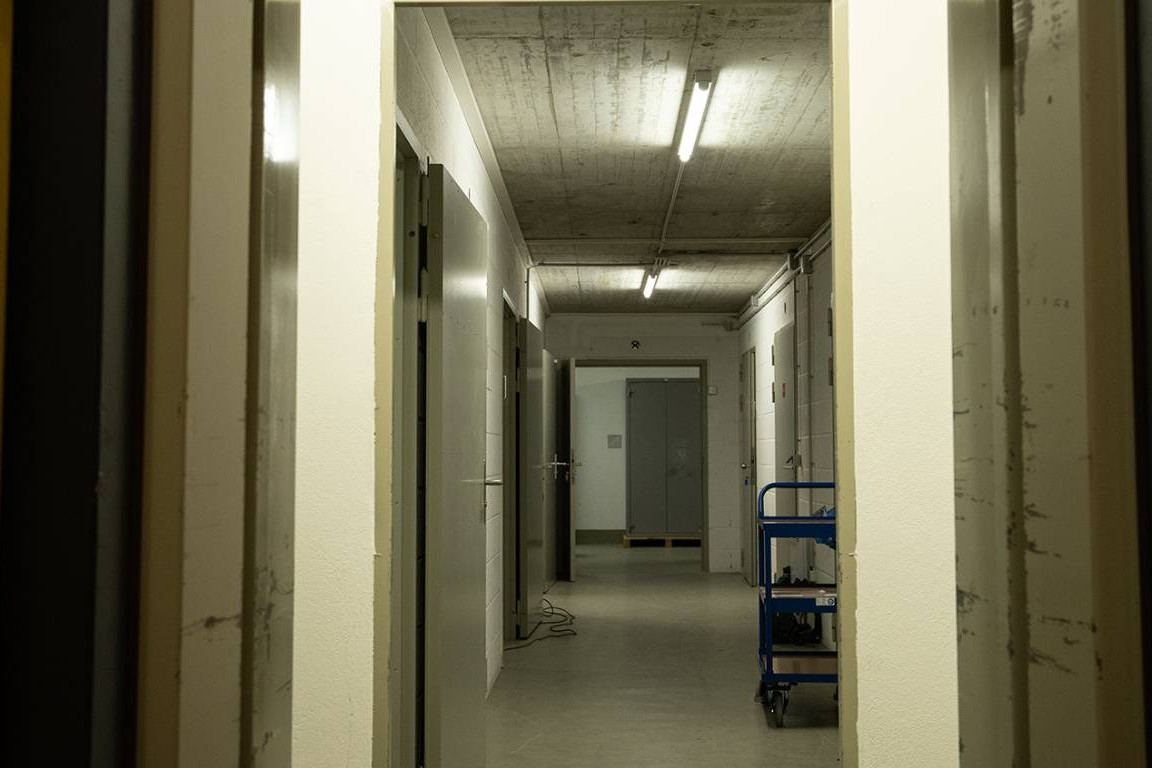 Couloir dans des chambres fortes en Suisse